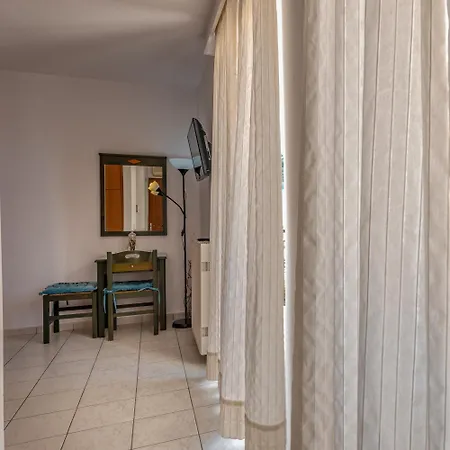 Neptune Niche Apartmán *