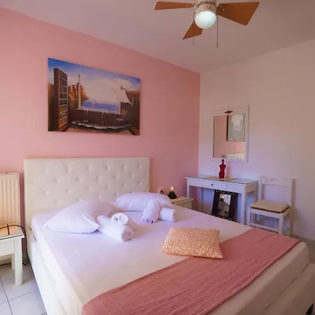 Boutique Seaview Apts *